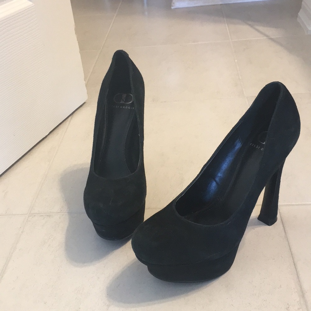 Kelsi Dagger black Platform Heels